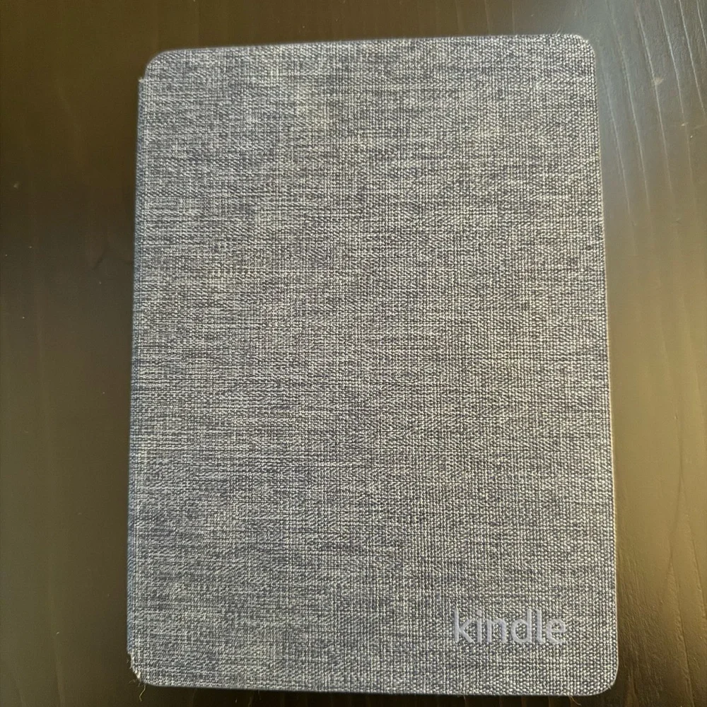 Kindle Paperwhite 2021 E-Reader Cover